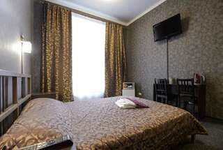 Гостиница SuperHostel на Восстания 35 Санкт-Петербург Улучшенный двухместный номер с 1 кроватью или 2 отдельными кроватями-5